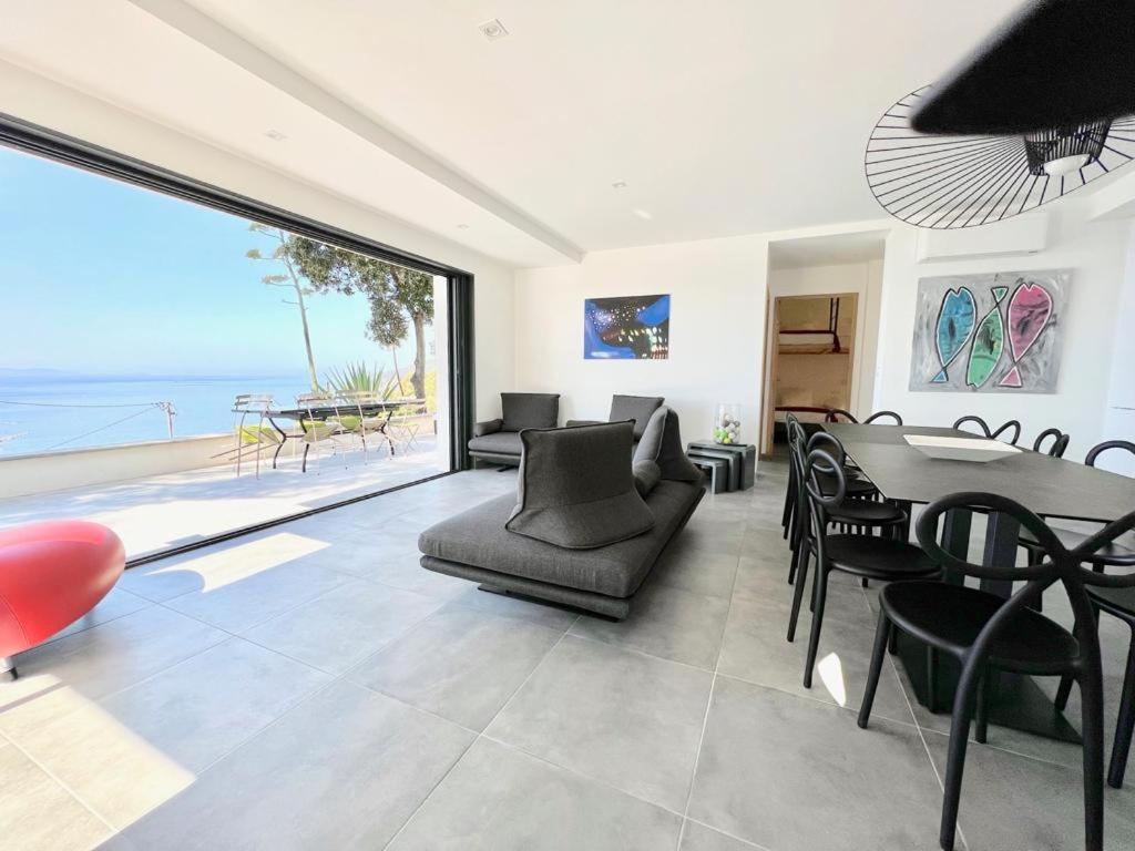 Magnifique Villa Neuve Vue Mer 滨海卡瓦莱尔 外观 照片